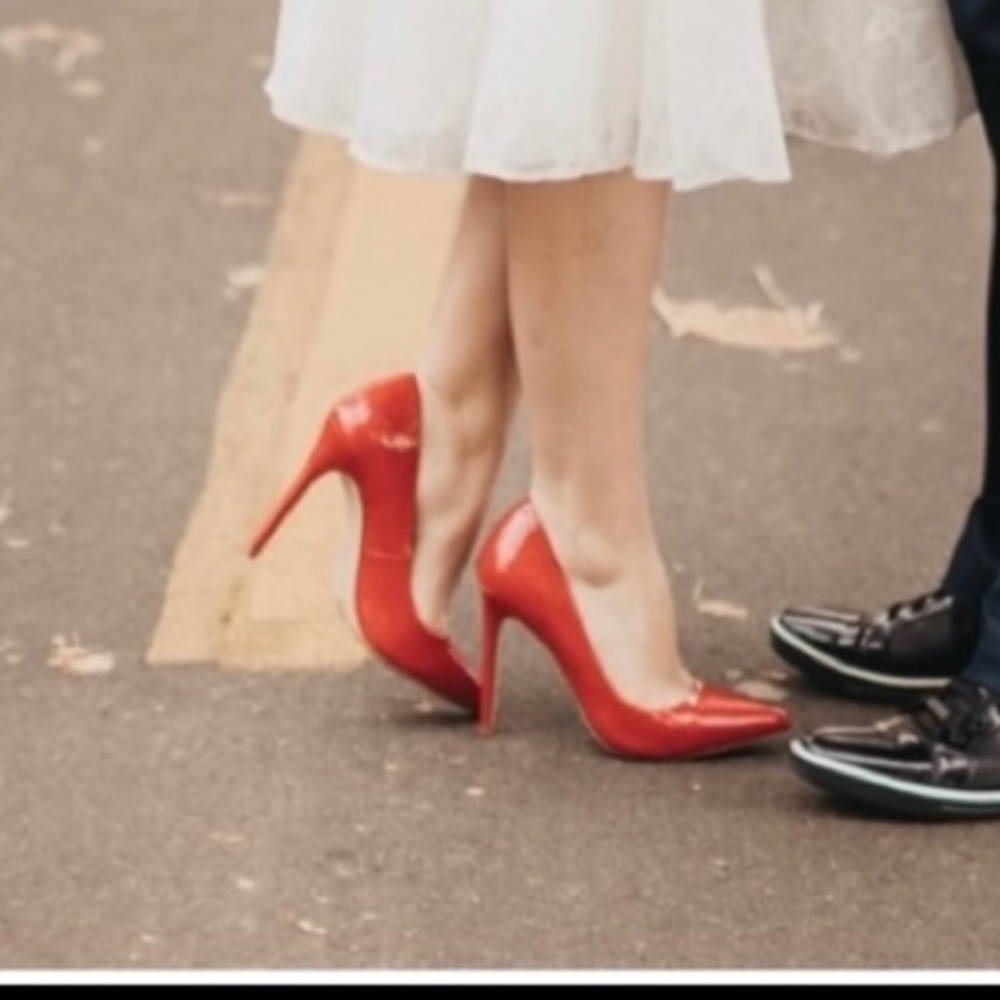 Mix No. 6 Red Heels/Size 9.5